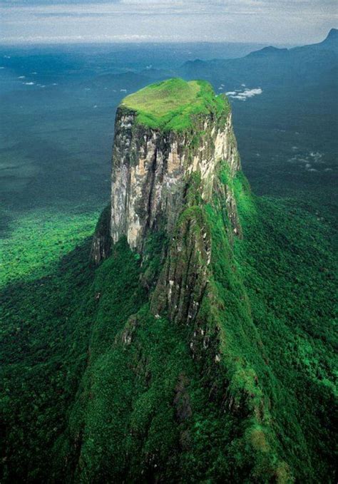 At Auyán-tepui, a Plateau in Canaima National Park, Venezuela. | Beautiful places in america ...