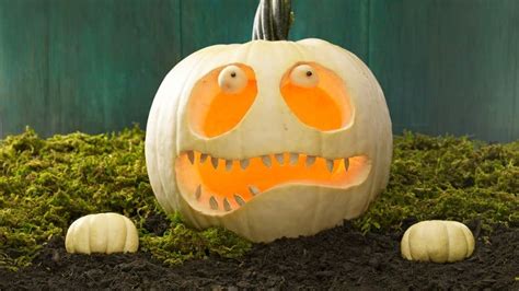 The 73 Best Pumpkin Carving Ideas We've Seen This Year