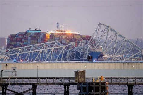 Freezing Conditions ‘Pose a Concern’ amid Baltimore Bridge Collapse