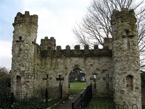 Castle Grounds, Reigate Castle (William de Warrene) | British castles, Castle, Ancestral