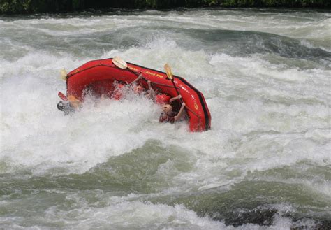 Rafting The Nile (Uganda) | Magic Safaris