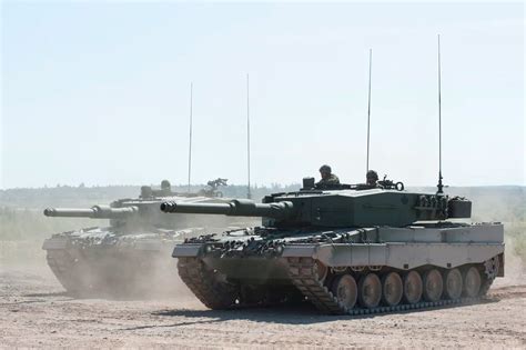 Canada sending four additional Leopard 2 tanks to Ukraine - PM Trudeau - Euromaidan Press