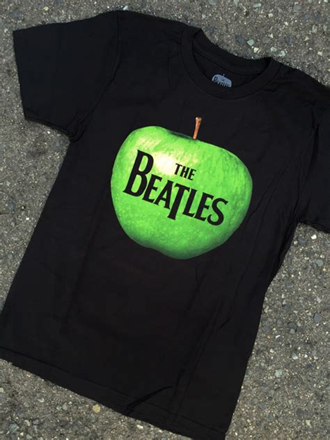 The Beatles - Apple Logo T-shirts on black