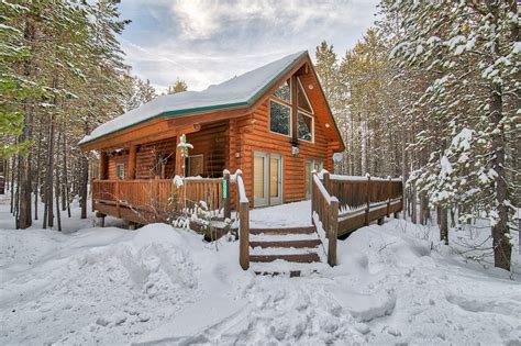 Cozy, Island Park Cabin-hot tub, on-site restaurant, sleeps 14! UPDATED 2019 - TripAdvisor ...