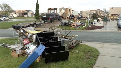 Andover residents recall terror as tornado went through