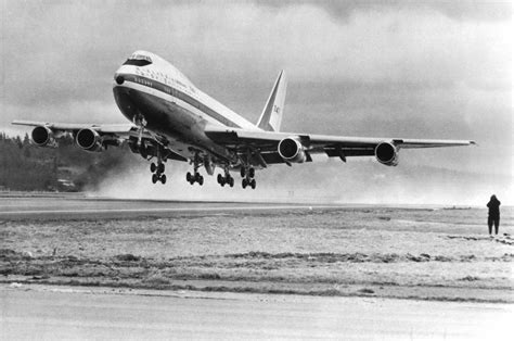 Airlines bid farewell to Boeing 747s—Take a look at the plane's life