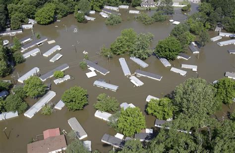 Photos: Anniversary of massive flooding of the Mississippi River | Latest News | madison.com