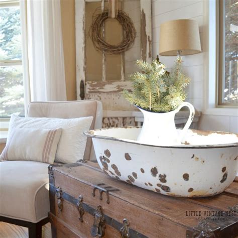 Winter Decor 101 & Blog Hop - Little Vintage Nest