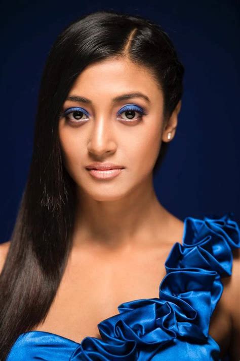 Paoli Dam Hot Images Pics New HD Movies Pictures