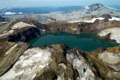 Mt Katmai Crater Lake : Photos, Diagrams & Topos : SummitPost