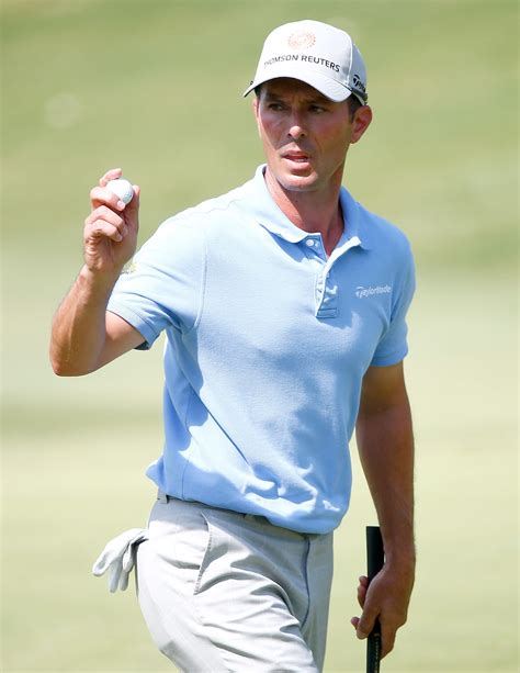 Mike Weir takes big step on PGA's comeback trail