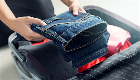 What Your Packing Style Says About Your Personality Reveals | Packing clothes, Packing tips ...