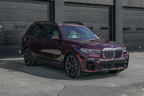 BMW X7 in Ametrin Metallic shows up at U.S. Dealerships