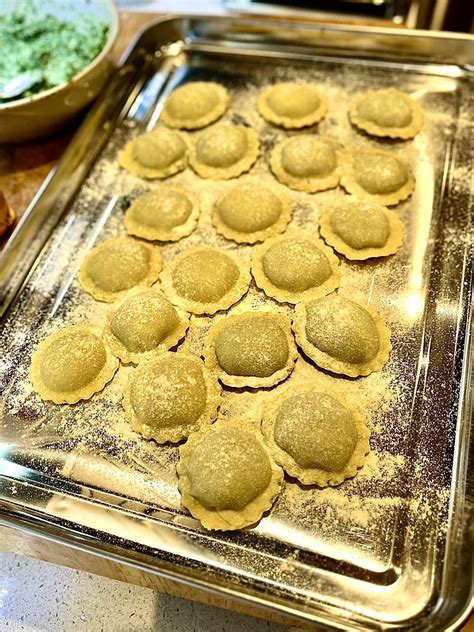 Homemade Spinach and Ricotta ravioli : r/Ravioli