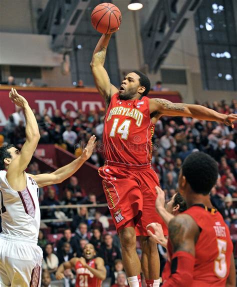 NCAA Basketball 2012 - Slam Dunk Take Off Editorial Photography - Image of offense, terrapins ...