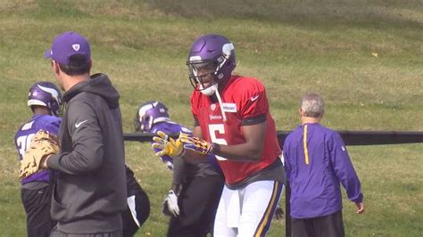 Teddy Bridgewater practices with team for 1st time since knee injury