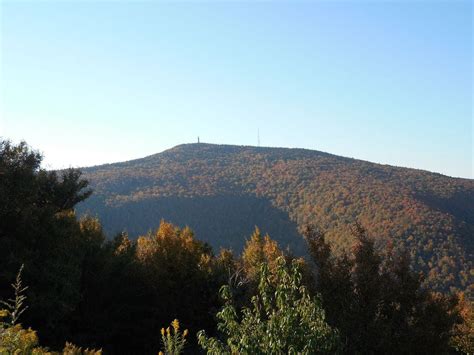 Hikers find body on Mount Greylock State Reservation - masslive.com