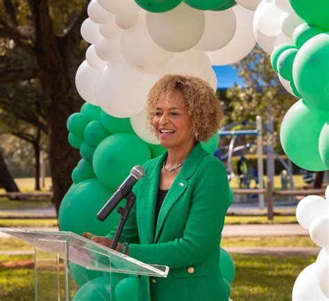 Palm Beach State College receives $8M from Related Companies towards student scholarships ...