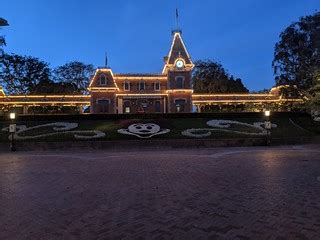 Disneyland entrance 2, Disneyland, Anaheim, California, US… | Flickr