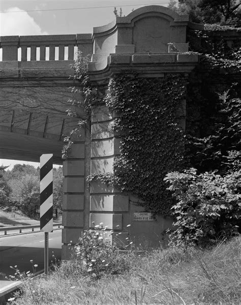 The Merritt Parkway – Connecticut’s History Bridges Photographs by Michael Zenreich AIA