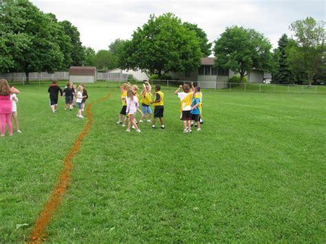 Carly's PE Games: Physical Education - Outdoor Games - Capture the Flag