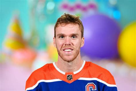 Who is Connor McDavid's Girlfriend 2024?