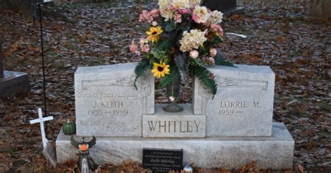 Paying a Visit to Keith Whitley | Saving Country Music