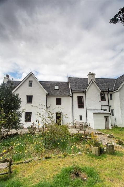 Kinlochewe Hotel in Kinlochewe | Pub in Achnasheen, IV22