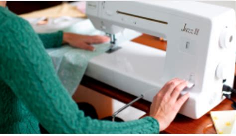 Baby Lock Jazz 2 Quilting and Sewing Machine with Premier Package