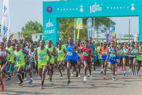 Foot races in Gabon: The Sylvia Bongo Ondimba Foundation and Everest ...