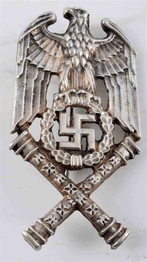 Lot - WWII GERMAN THIRD REICH NSDAP LEADER EAGLE BADGE