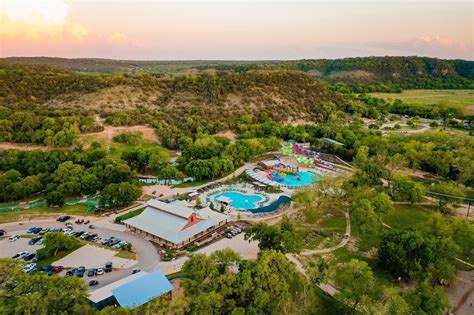 Texas' first alpine coaster takes riders through Hill Country