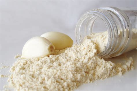 How to Make Homemade Garlic Powder | Recipe Station