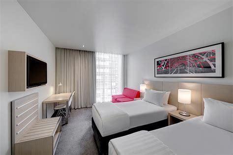 Travelodge Hotel Melbourne Docklands | Melbourne CBD Accommodation