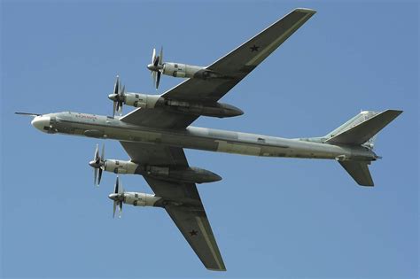 tupolev_tu-95_bomber_of_russian_air_force.jpg - AeroTime