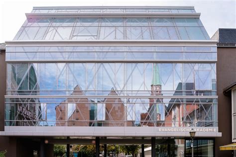 Modern parametric building with a hollow in glass facade of My Zeil mall - Creative Commons Bilder