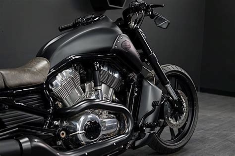 Harley-Davidson Blackhawk Does Not Fly, Just as Impressive as the ...