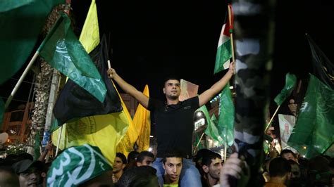 Hamas reveals 'reconciliation deal' with Fatah