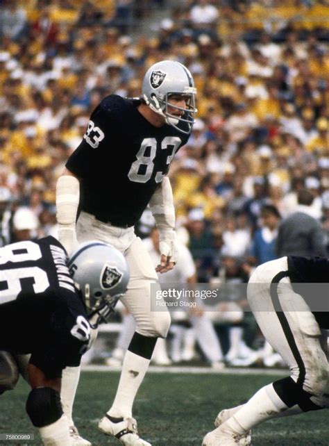 Linebacker Ted Hendricks of the Oakland Raiders in 1980. | Raiders football, Oakland raiders ...