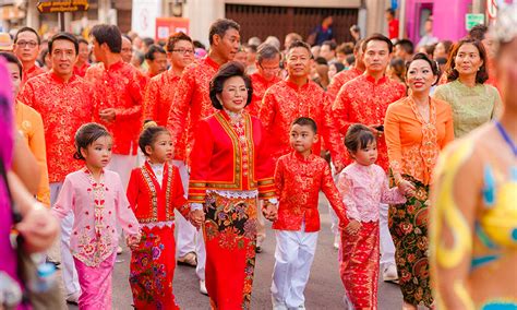 How Thailand Celebrates the Lunar New Year | Asian Inspirations