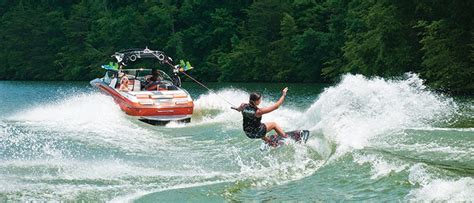 Ski, Wake & Surf Boats Buyers Guide | Discover Boating