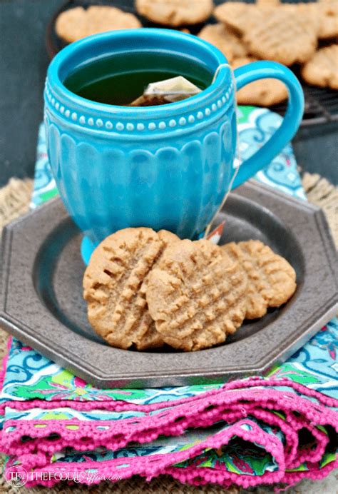 One-Bowl Sugar Free Peanut Butter Cookies - The Foodie Affair