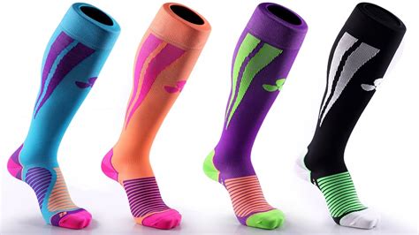 15 Best Compression Socks With Pictures | Styles At Life