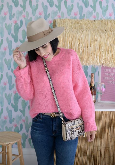 How to Style A Wide Brim Hat – The Pink Millennial