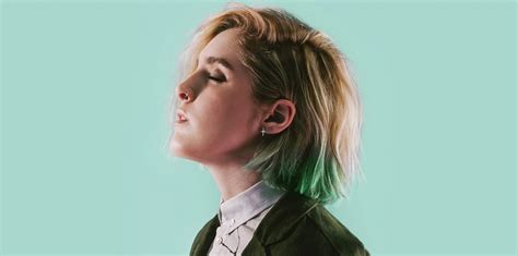 British synth-pop singer Shura is finally coming to Bangkok – AsiaLive365