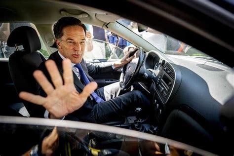 Mark Rutte’s Exit Leaves a Void in Dutch and E.U. Politics - The New York Times