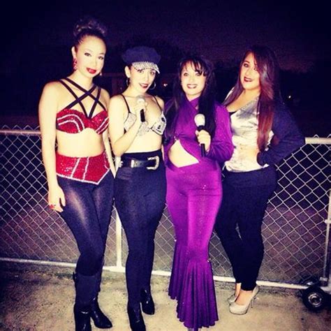 Anything For Selena! ️ ♥♥♥♥ OH MY GOD YESSSSSS!!! Selena party! | Selena costume, Selena ...