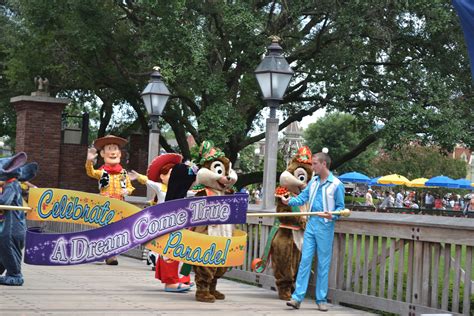 Celebrate a Dream Come True Parade...Disney World 2012 | Disney side ...