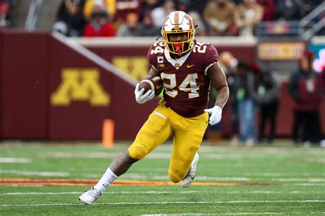 COLLEGE FOOTBALL: Gophers’ Mo Ibrahim on verge of breaking 4 more ...