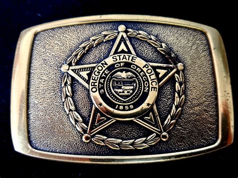 Oregon State Police Belt Buckle # 679 - COLLECTORS-BADGES.COM